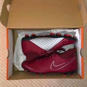 Nike phantom soccer cleats!